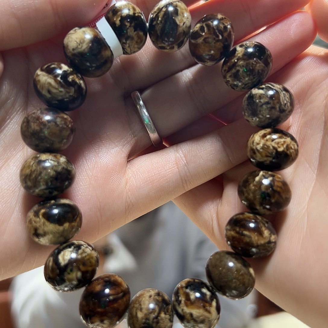 裸石琥珀未镶嵌抚顺8-4