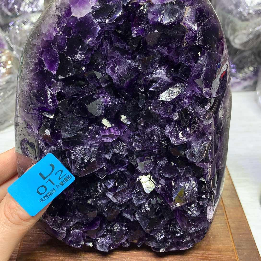 紫晶大型摆件（非配饰）未镶嵌