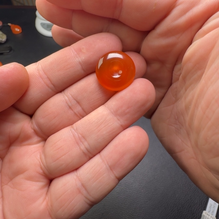 南红玛瑙未镶嵌手链