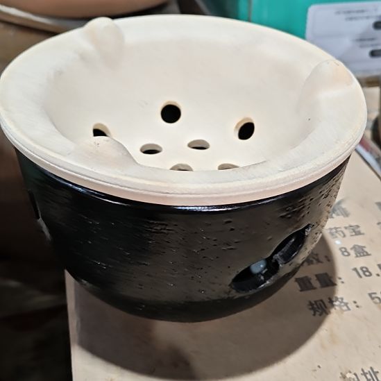 摆件陶瓷盘子碗啥都有