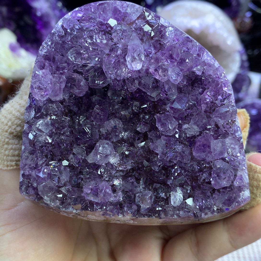 未镶嵌大型摆件（非配饰）紫晶