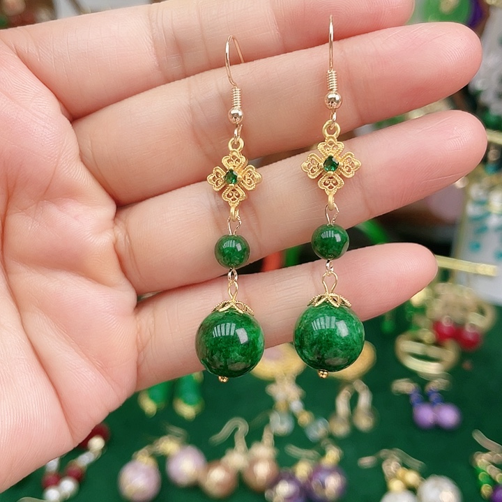 石英质玉合金耳钉