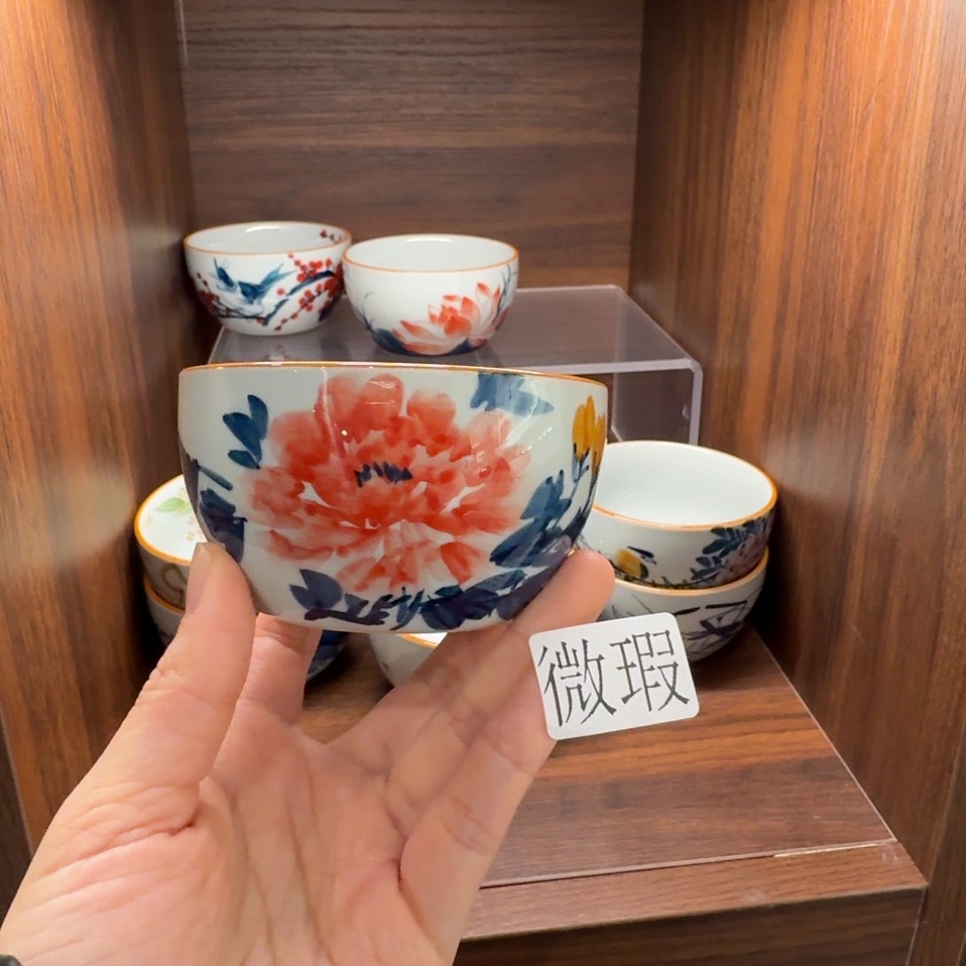 釉下手绘茶具微瑕