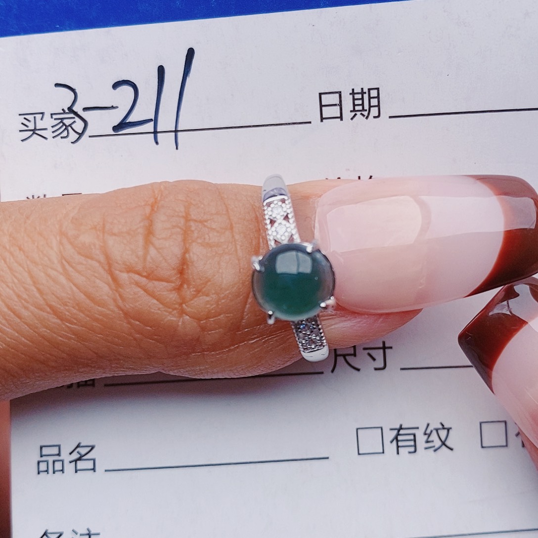 翡翠戒指银S925镶嵌戒指