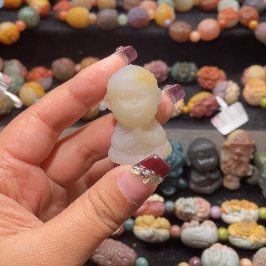 石英质玉手链未镶嵌