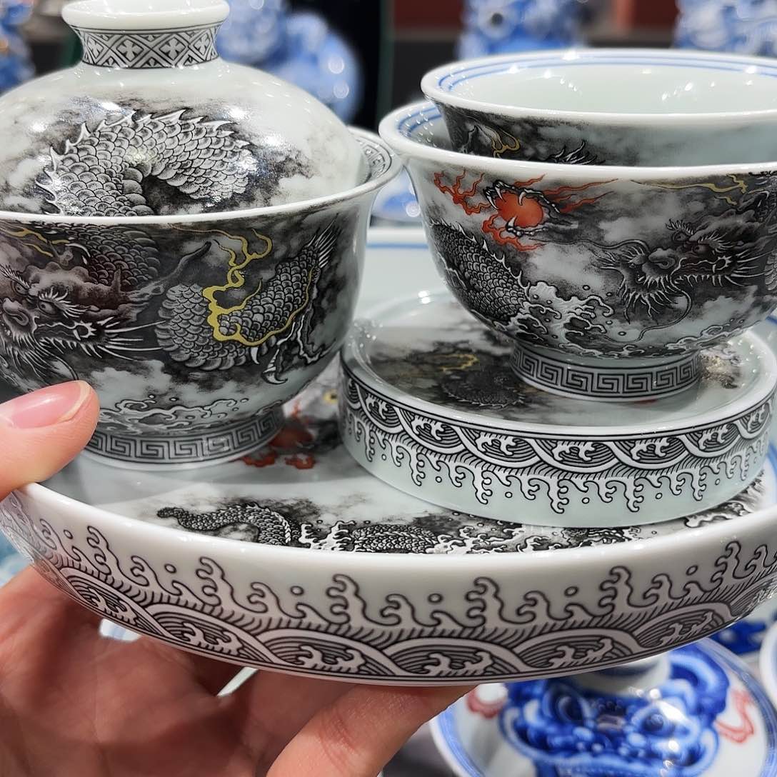 瓷片景德镇美术出版社