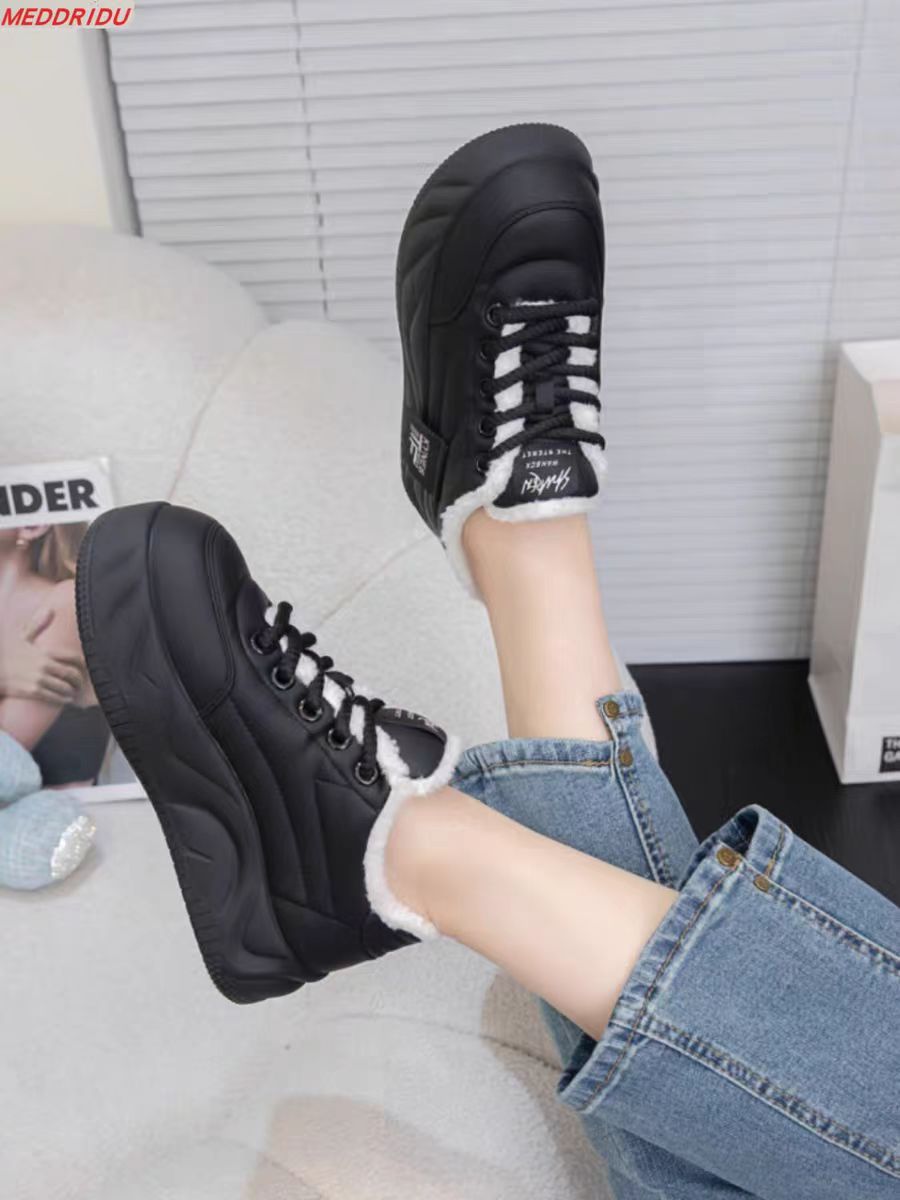 TALIA/特丽雅冬季防滑保暖时尚休闲鞋秋冬运动鞋韩版86039011M