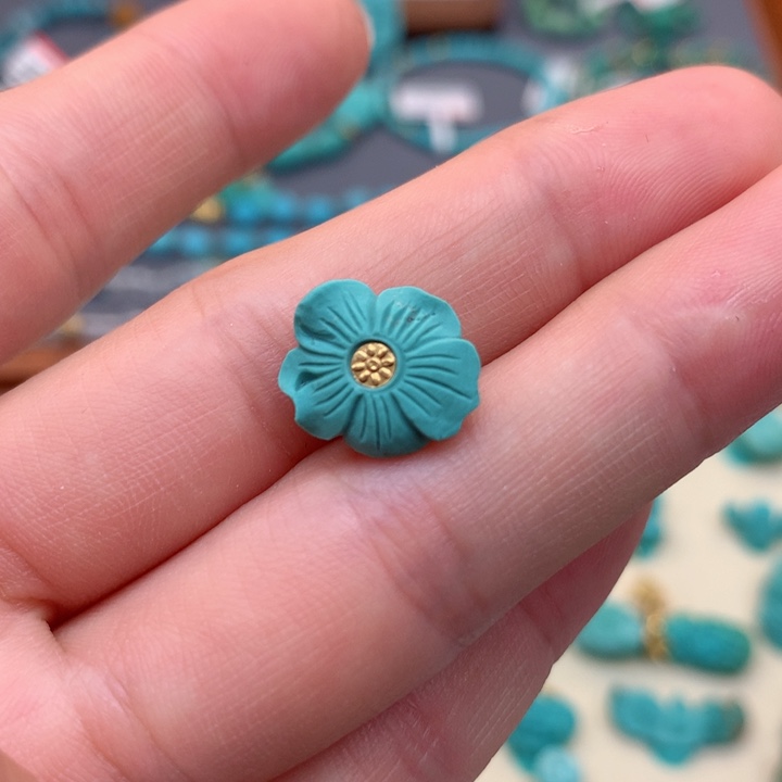 绿松石绿松石配饰未镶嵌