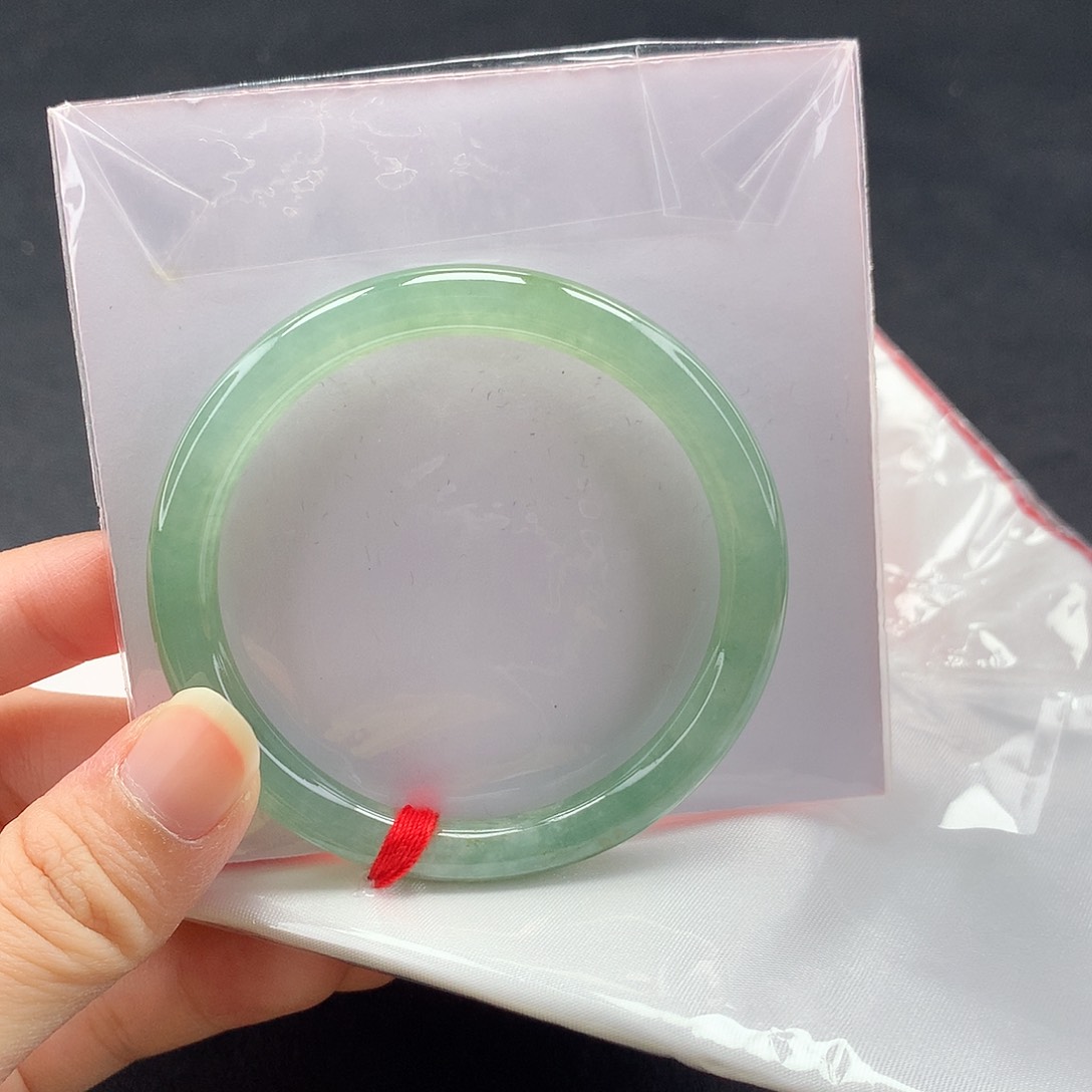 未镶嵌手镯翡翠（21号）（贵妃）