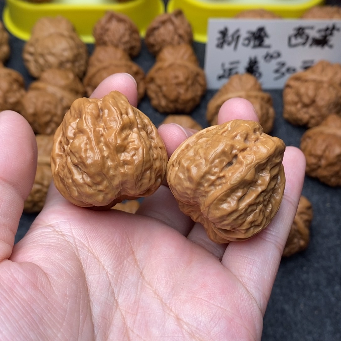 文玩核桃把件在***前蛤蟆34