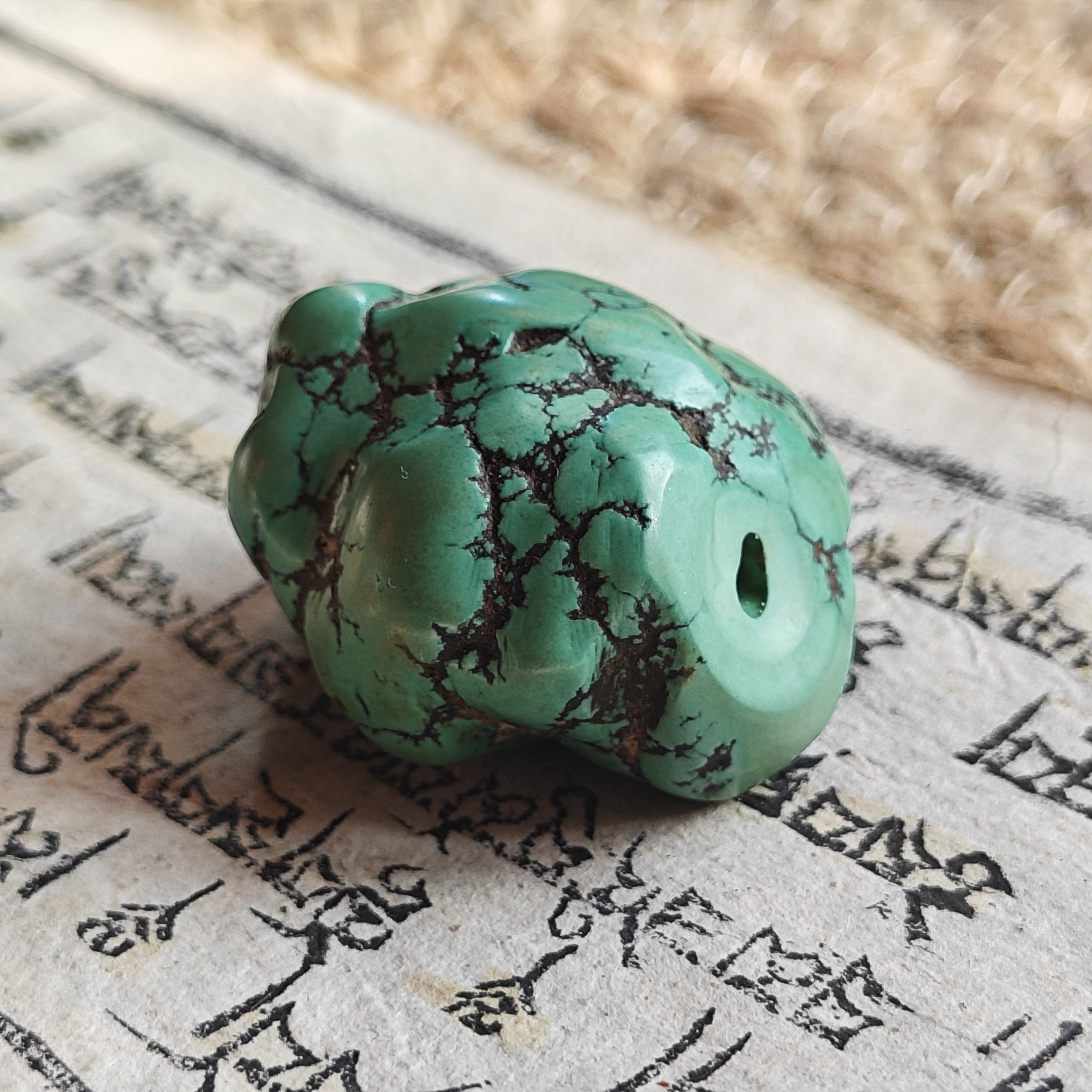 西藏藏传老绿松石随形珠 宽29.5厘米 重24克 大尺寸多宝吊坠颈饰 