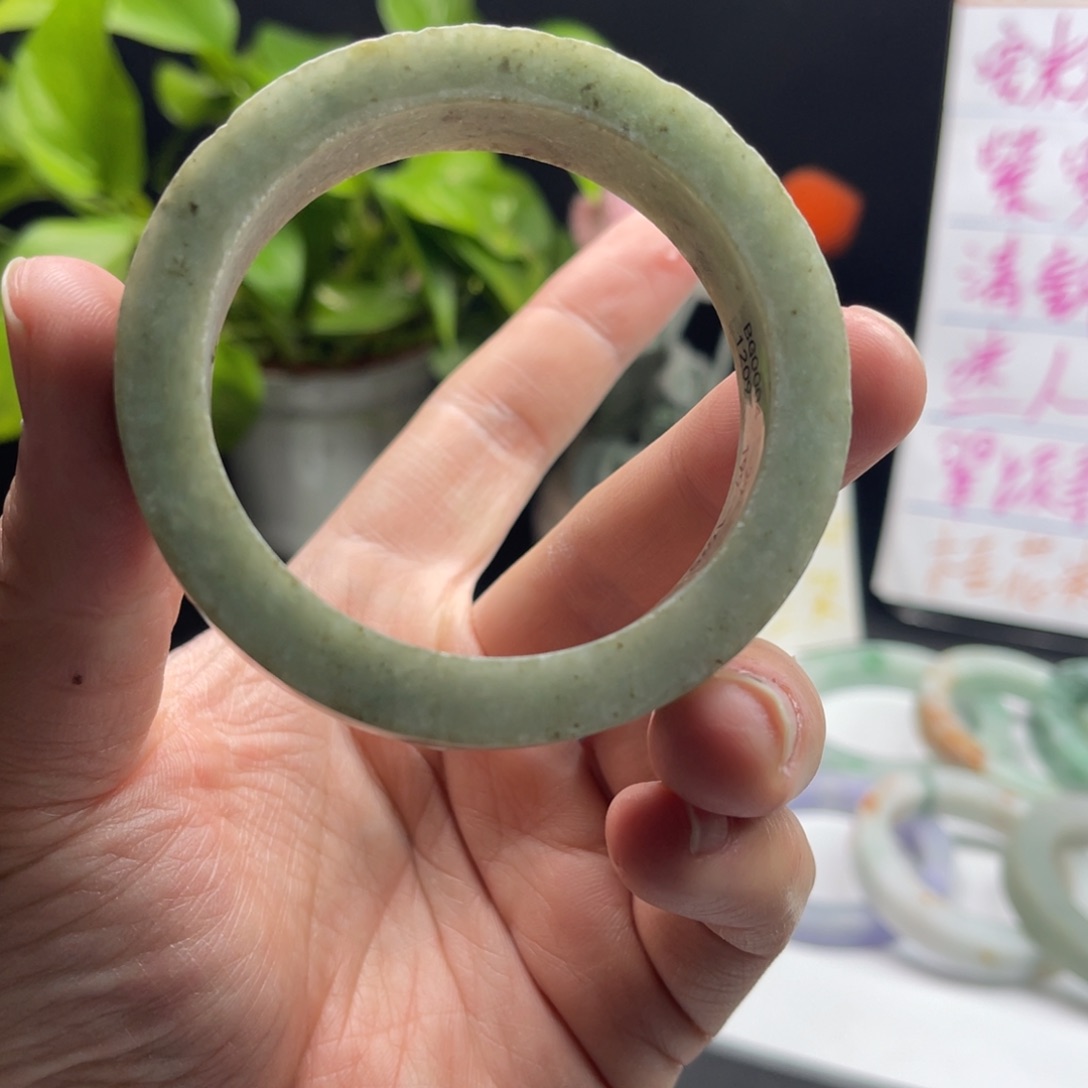 【闪购商品】定制翡翠圈口57-59未镶嵌