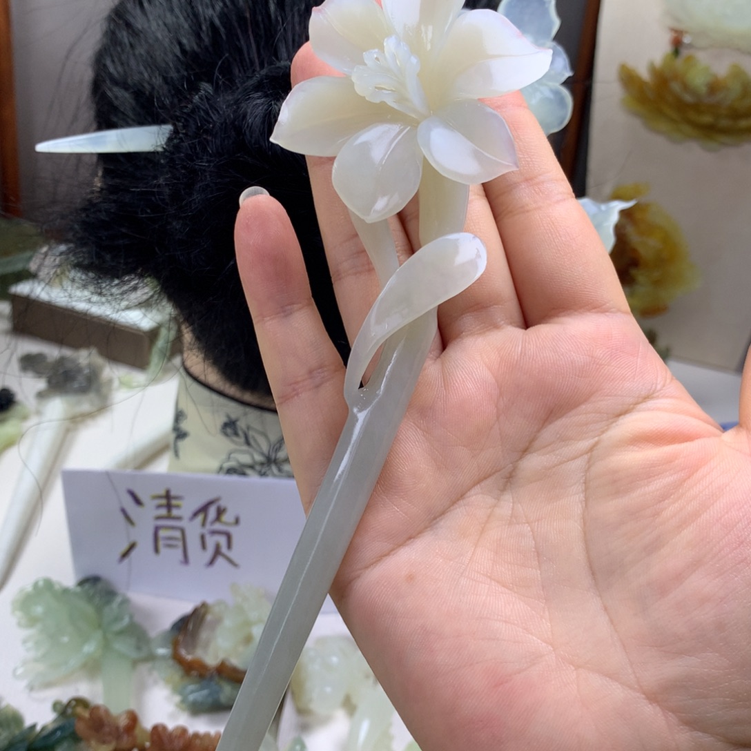 ꧁***꧂蛇纹石玉未镶嵌发饰