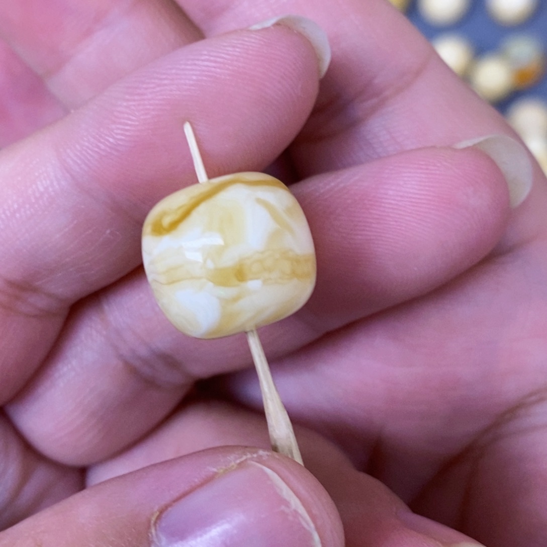 琥珀珠宝奇石未镶嵌保***圆尺寸15.8 mm