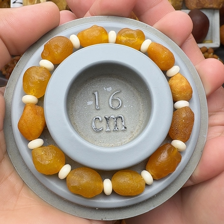 蜜蜡未镶嵌裸石天然蜜蜡手串