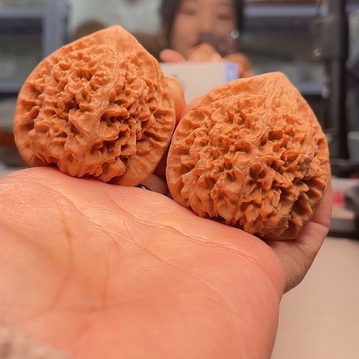 文玩核桃手串官冒11.1……老去一