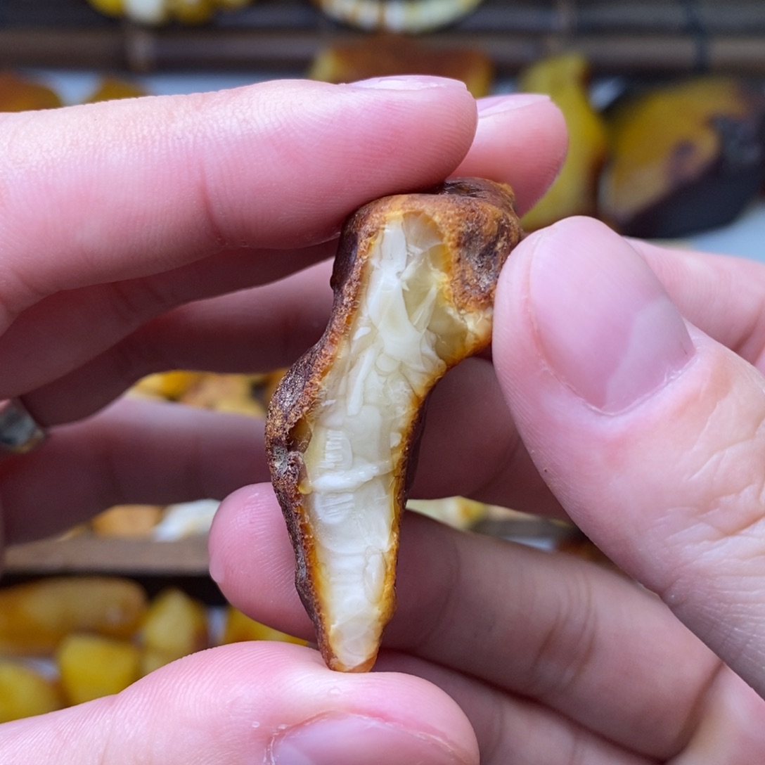 定制琥珀天然蜜蜡