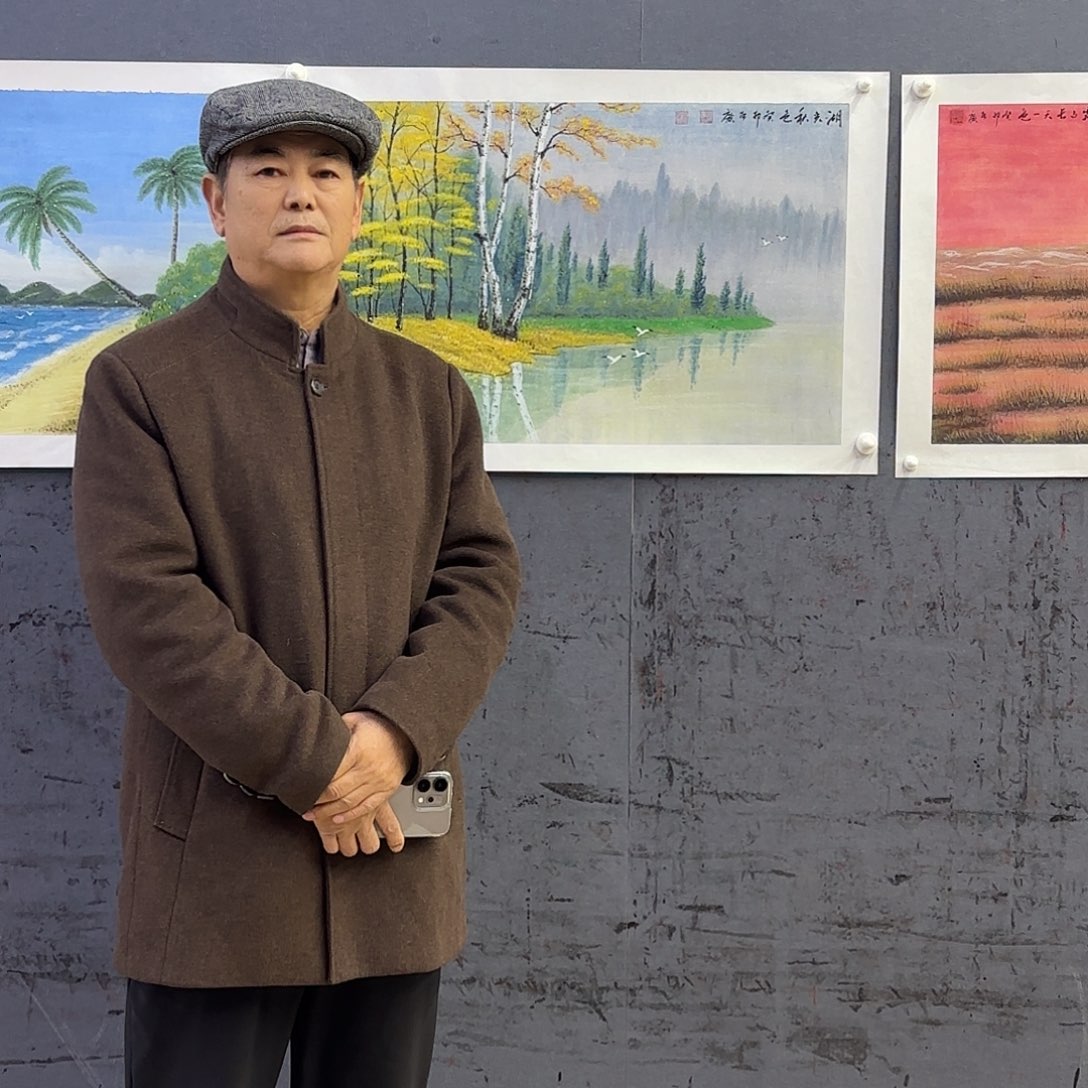 小***暖国画刘希广四尺三开艺