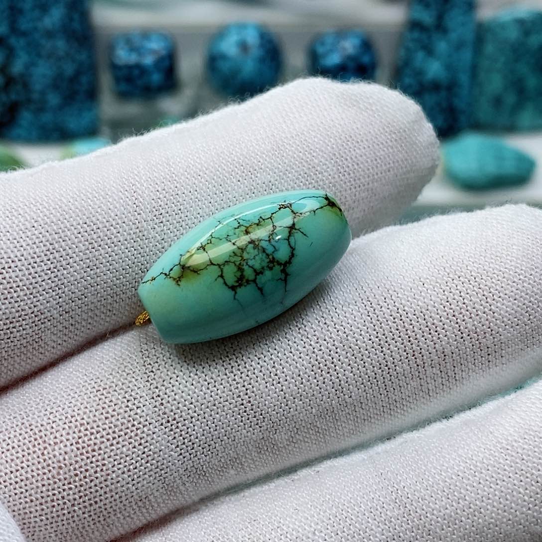 绿松石珠宝奇石未镶嵌