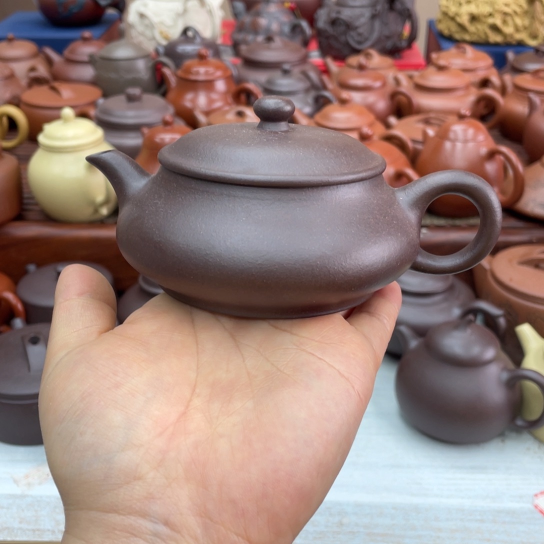 宜兴紫砂壶收藏起来