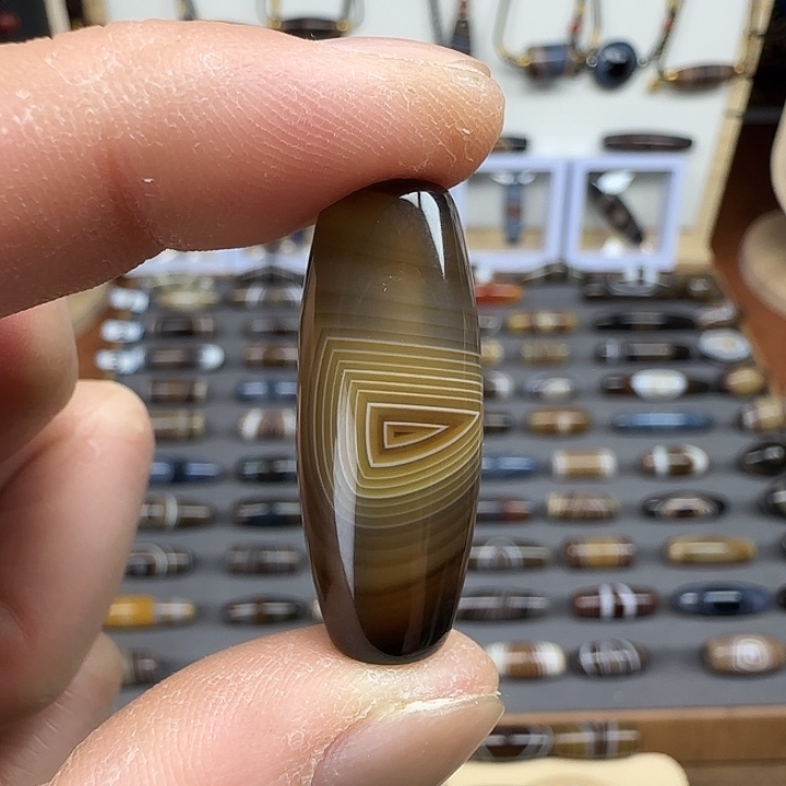 青***业玛瑙/玉髓合金颈饰