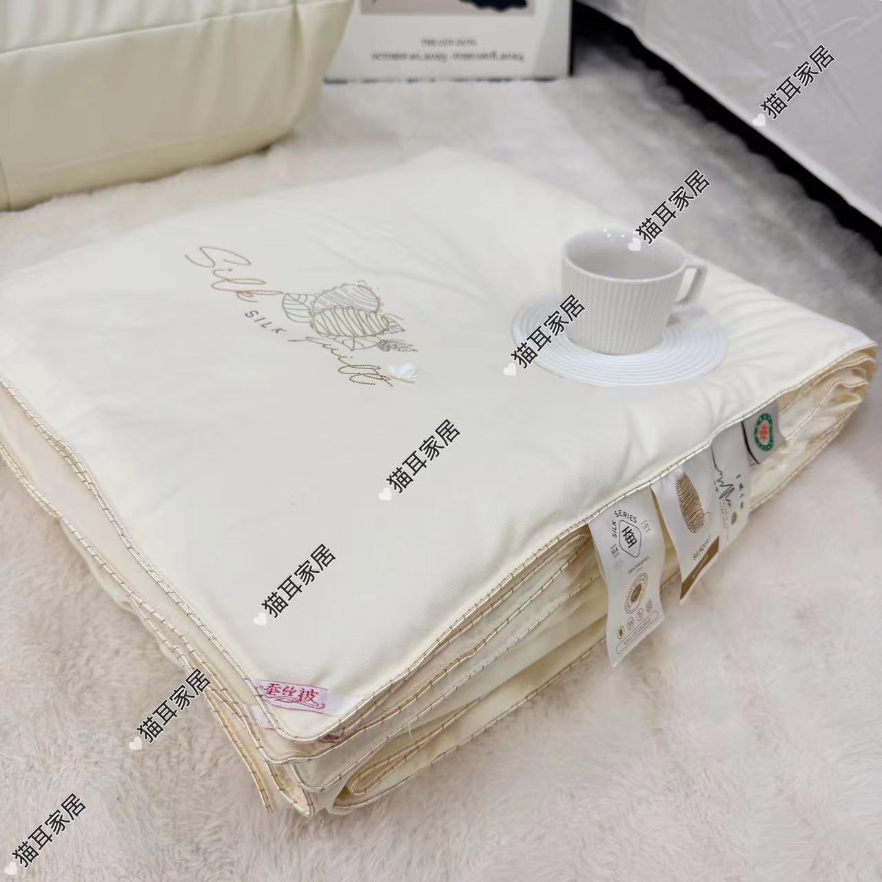 【24K小金被】200*230轻奢柔软丝滑简约标准透气时尚亲肤蚕丝被