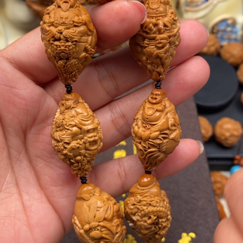 【闪购商品】橄榄核吊坠橄榄手工雕刻工艺