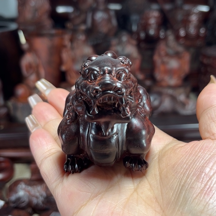 檀香紫檀（小叶紫檀）錢**里