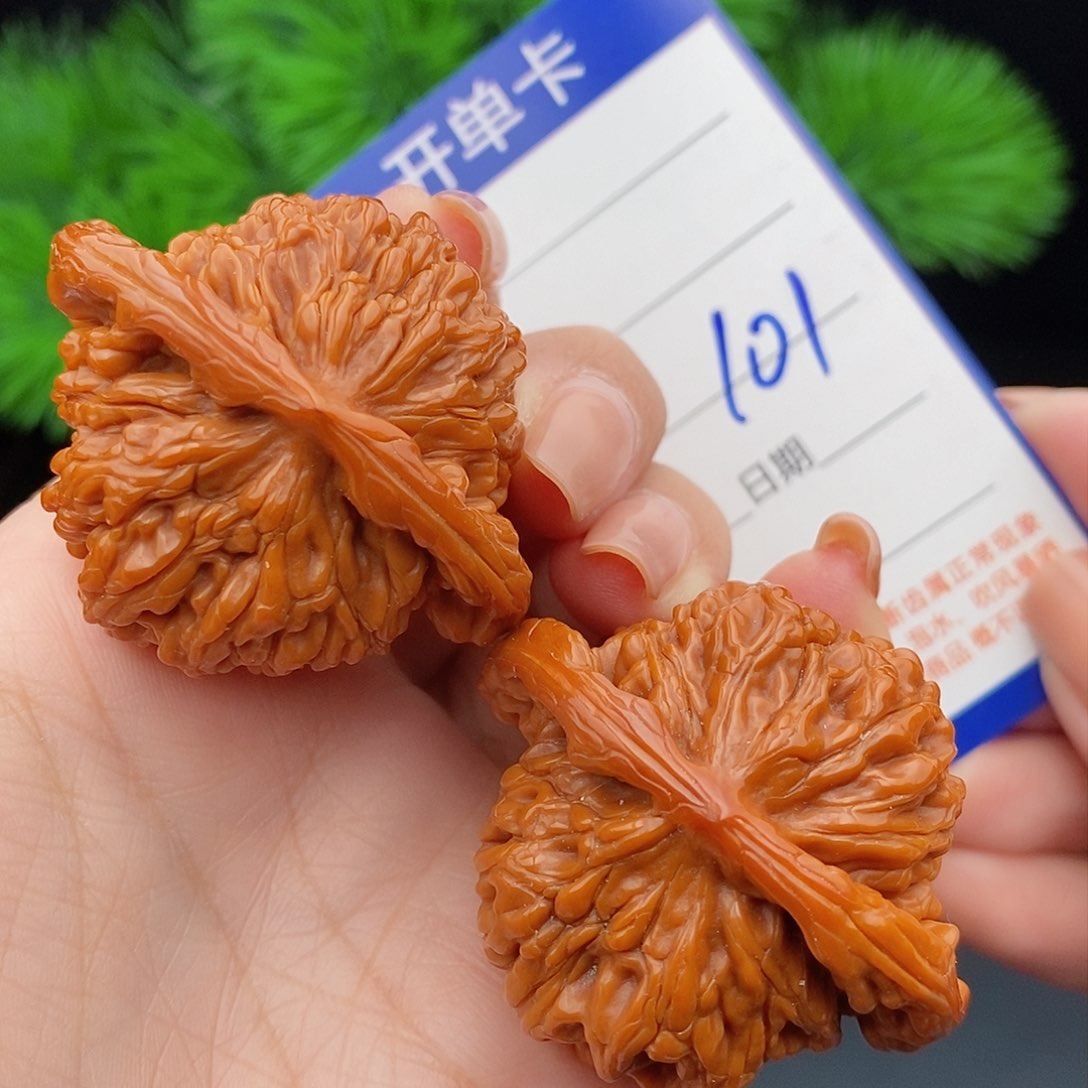 文玩核桃把件45四座楼101