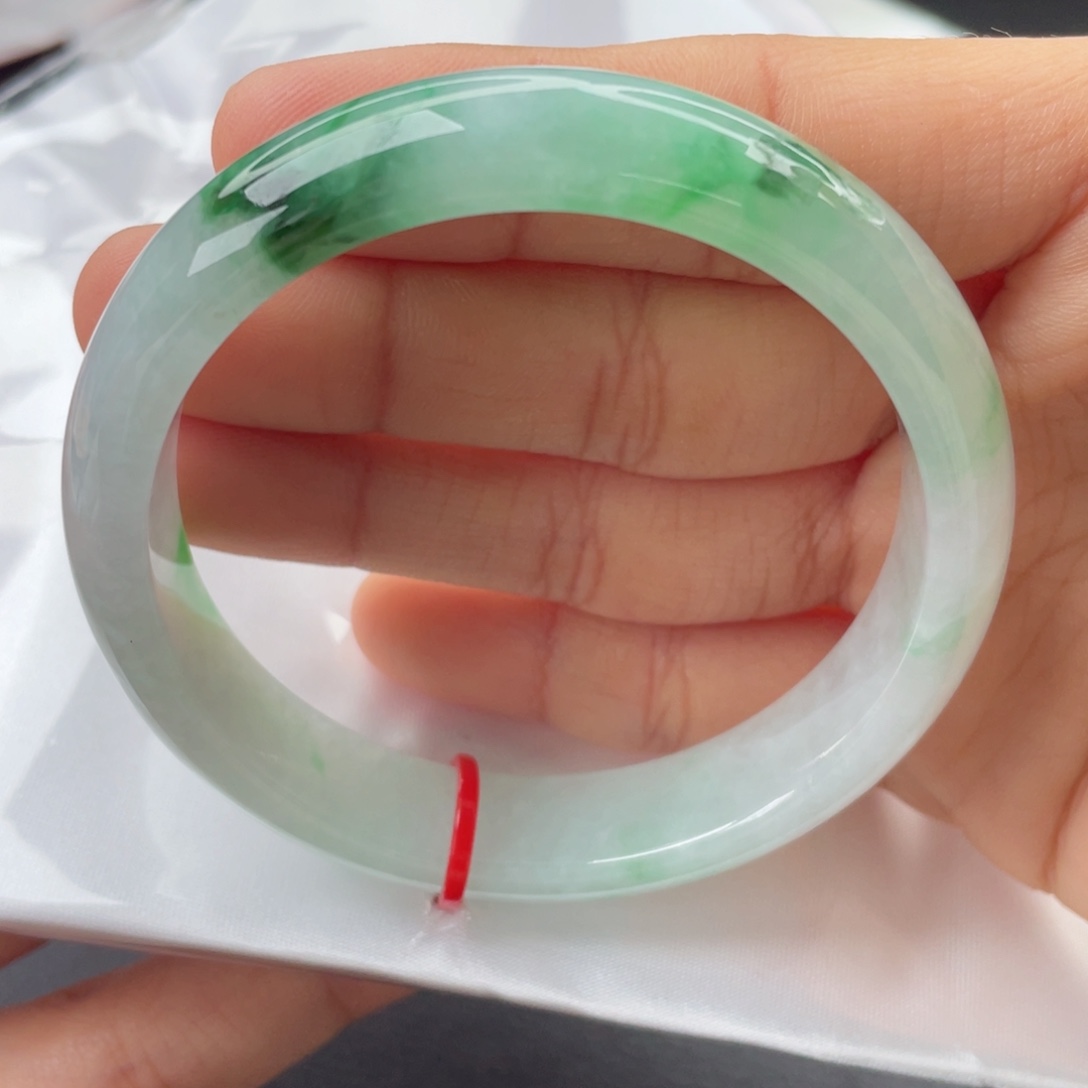 翡翠手镯未镶嵌55.8正圈