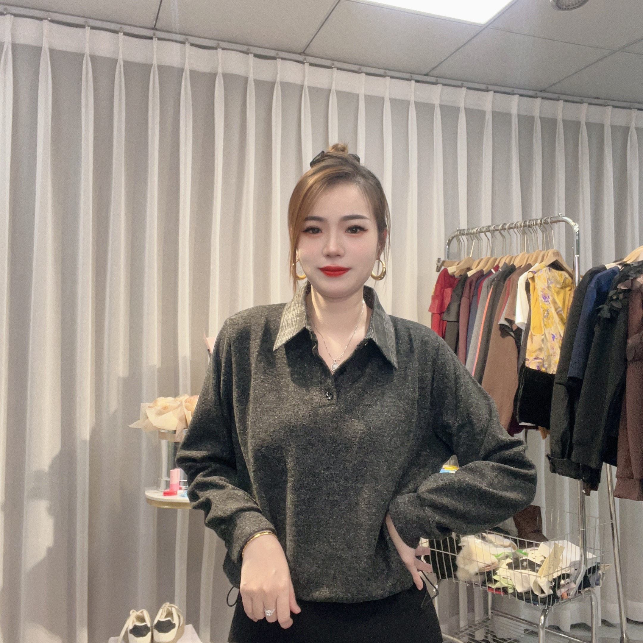 拼接秋季长袖套头套头款格子卫衣针织休闲时尚打底