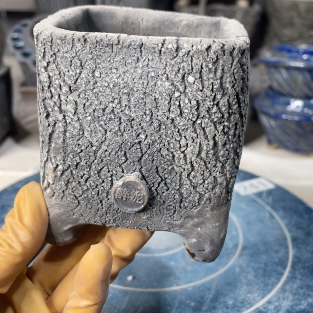 红陶一个人的时候就会想