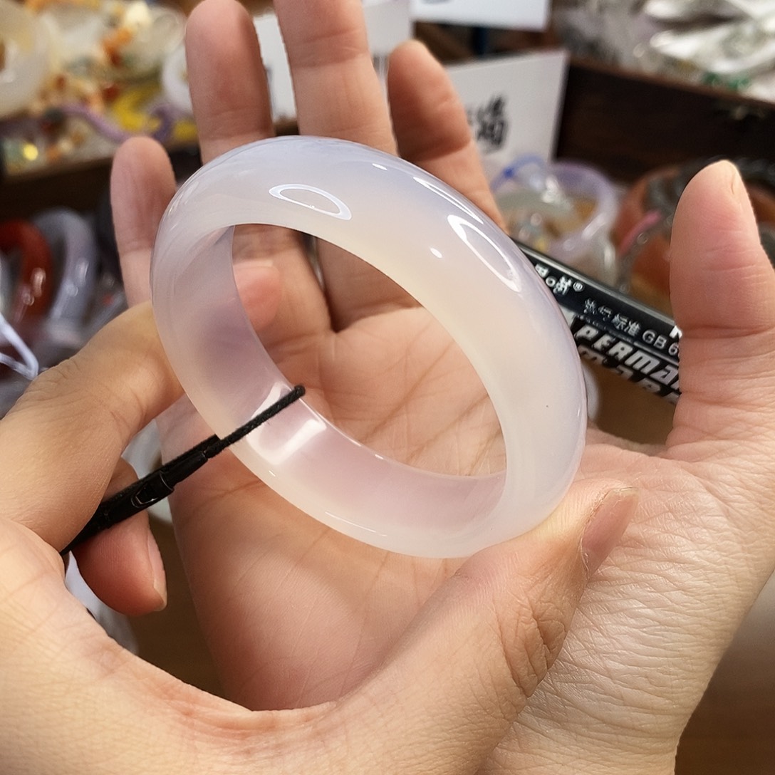 玛瑙/玉髓未镶嵌手镯C203。54.7圈