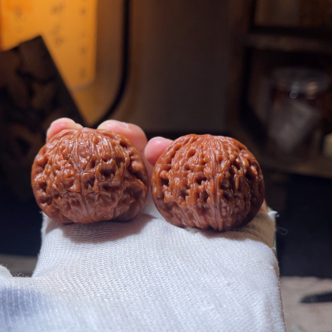 文玩核桃把件平*40 红磨盘，全品