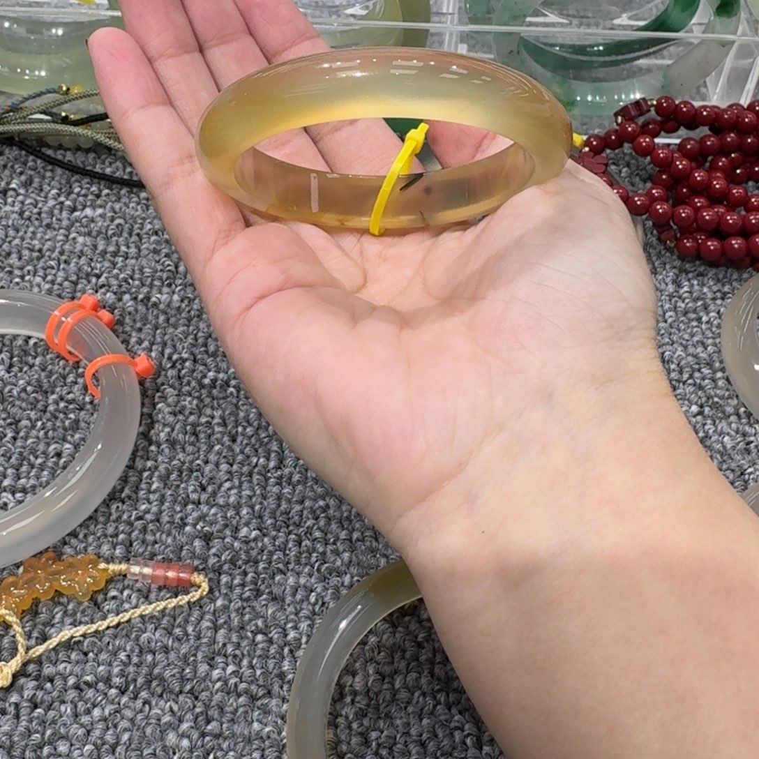 小***.玛瑙/玉髓未镶嵌手镯11