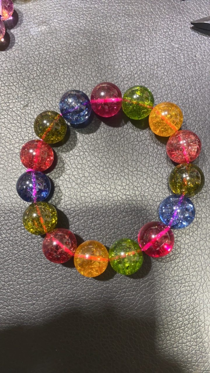 B  194 卡14 糖果碧手串