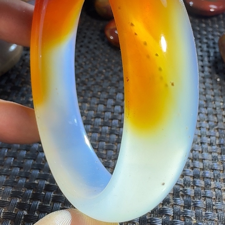 用***1玛瑙/玉髓未镶嵌颈饰