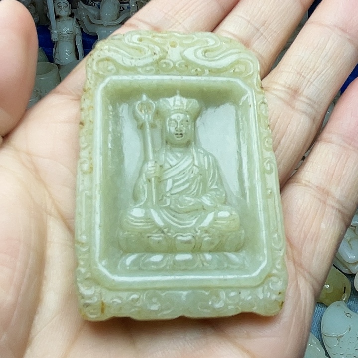 和田玉（青白玉）未镶嵌颈饰