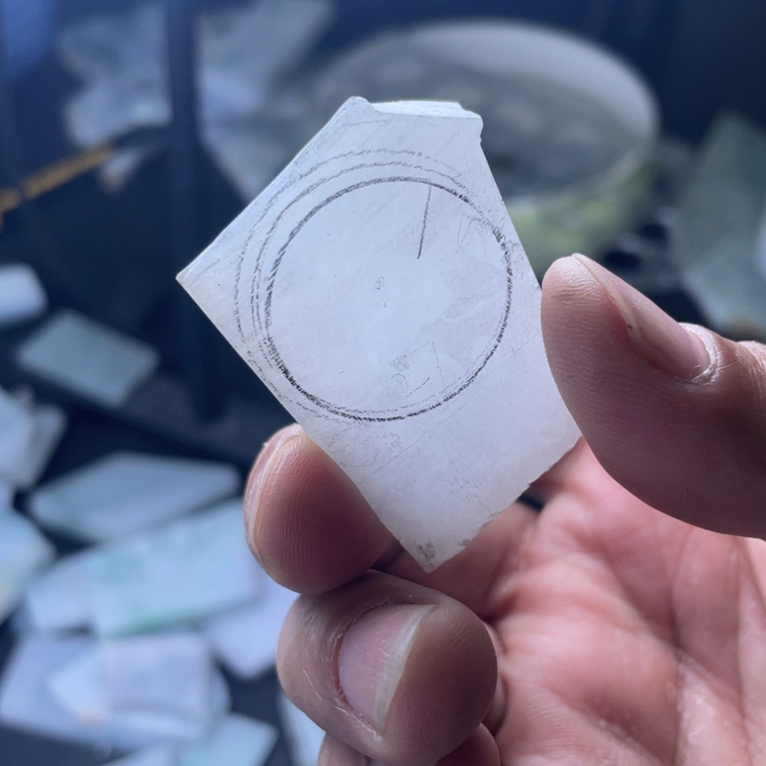 定制翡翠未镶嵌翡翠