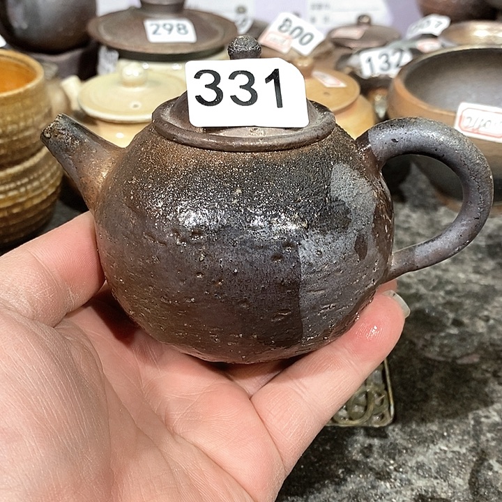 我们的确是一个人的