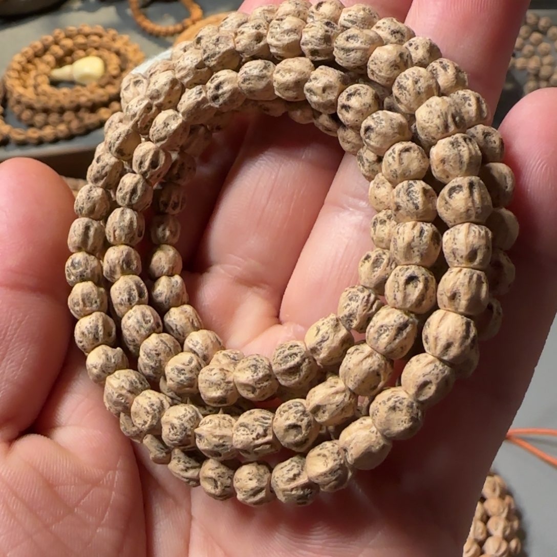 柏香籽/百香籽吊坠