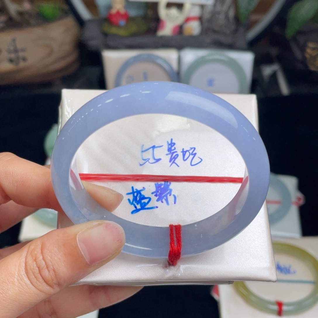 翡翠手镯未镶嵌w****啊翡翠手镯
