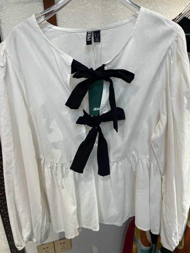 宽松显瘦纯色绑带长袖衬衫