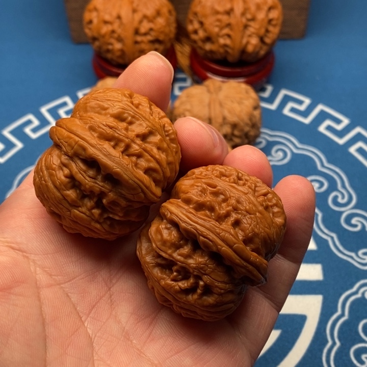 亮***大叶紫檀（黑酸枝木类）