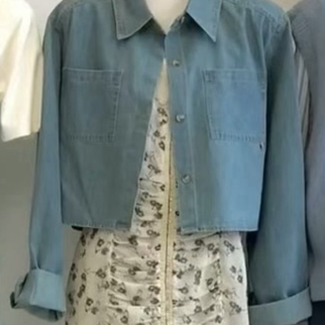 设计感休闲女蓝色常规极简风上衣复古常规款短外套