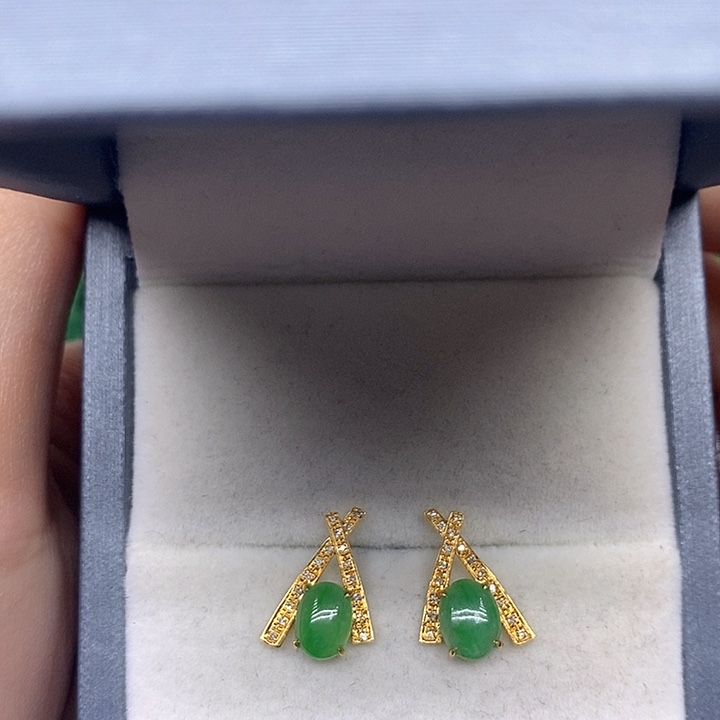 翡翠耳饰18K金镶嵌茶****）天然翡翠