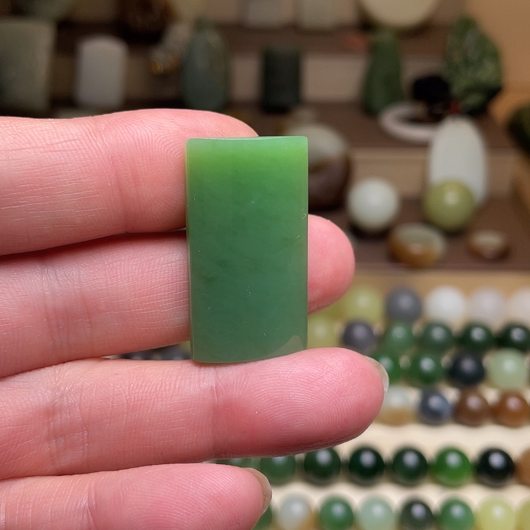 和田玉未镶嵌吊坠(不含链)