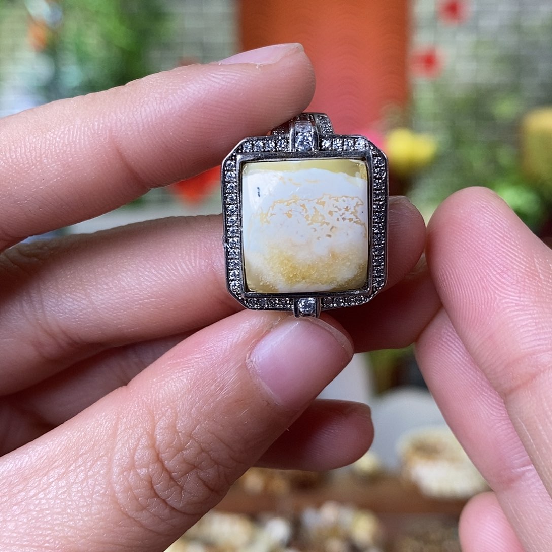 蜜蜡裸石银S925镶嵌蜜蜡戒指