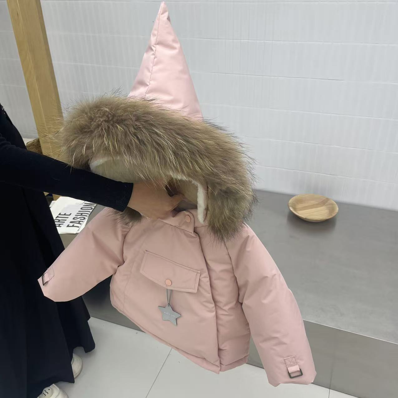 2025新款中小童 童装韩版 加绒加厚尖尖帽羽绒服TXB25700