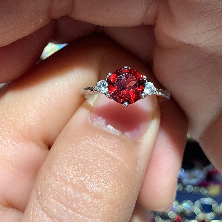 银S925镶嵌石榴石戒指